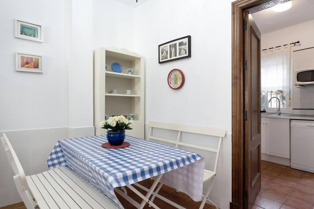 Poniente Villa Roche Luaran gambar