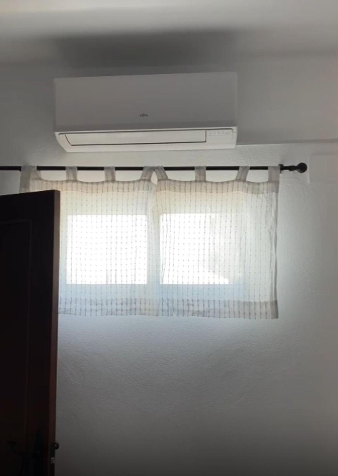 Poniente Villa Roche Luaran gambar